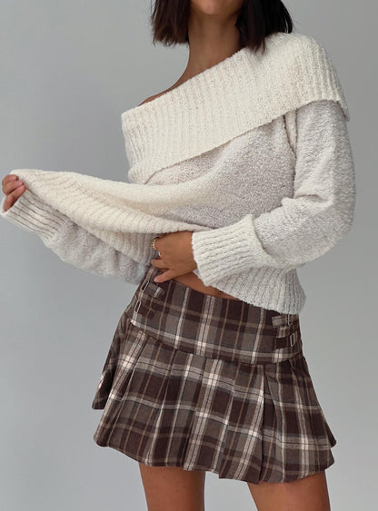 Parkley Boucle Off The Shoulder Sweater Cream