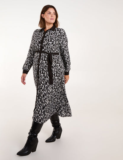 Curve Constrast Belted Midi Shirt Dress
