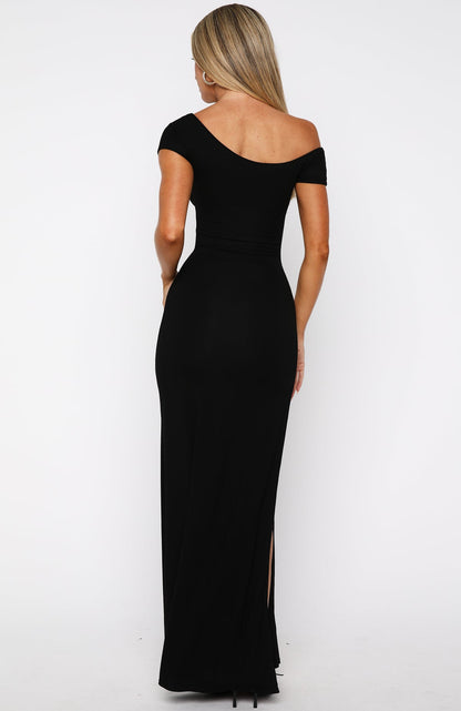 New Character Unlocked Maxi Dress Black