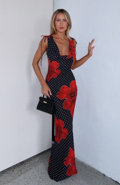 That's Amore Maxi Dress Black Scarlet Bloom